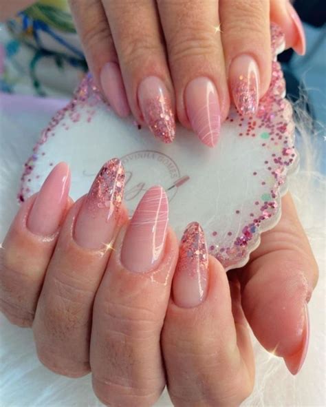 Magical Nail Trends: What's Hot at Goznales
